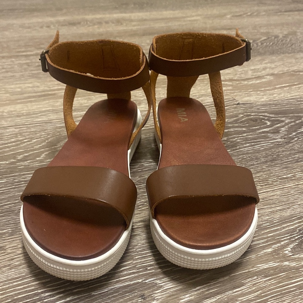MIA Platforms